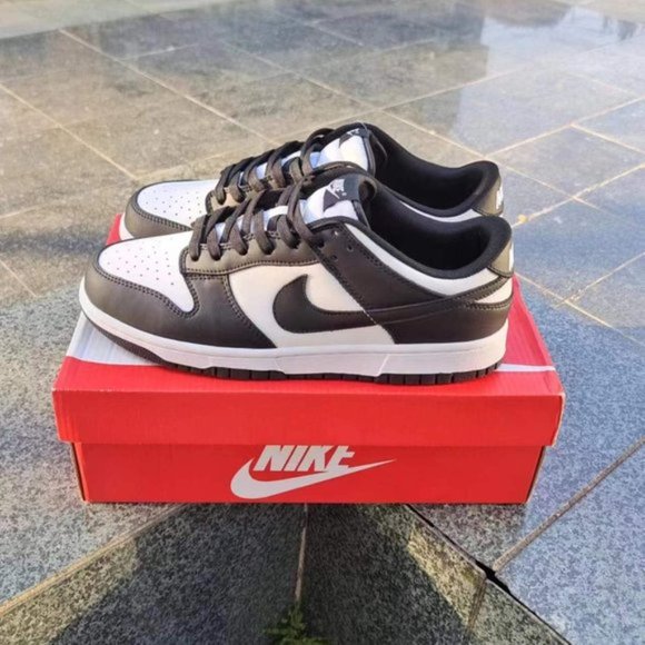 Nike Dunk Low panda / black and white main image 4